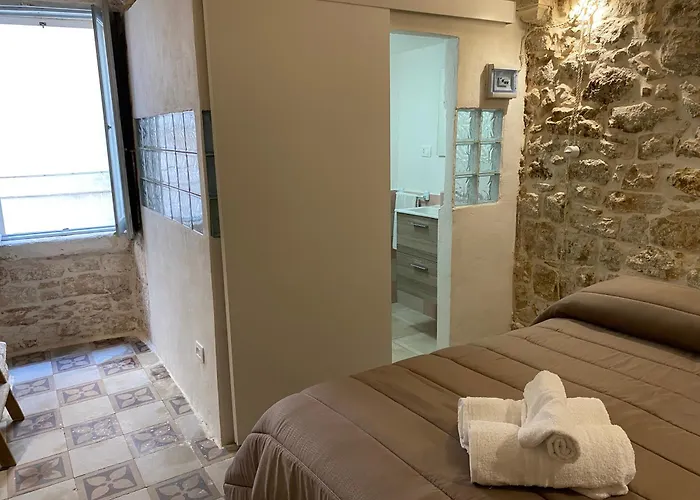 Liuzzi مارتينا فرانكا